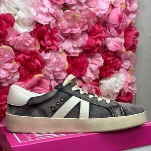 Corkys Gray and White Sneakers Classic Low-Top Design